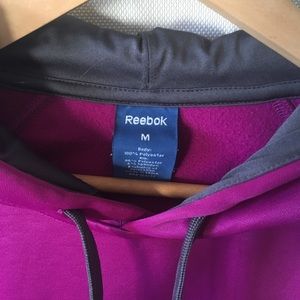 Reebok Sweaters - Reebok Hoodie Sweater Size Medium Reebok Sweaters - Reebok Hoodie Sweater Size Medium